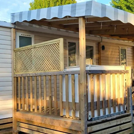 Mobil-home 6 Personnes *