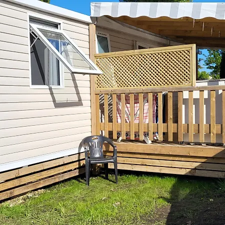 Mobil-home 6 Personnes Campsite *